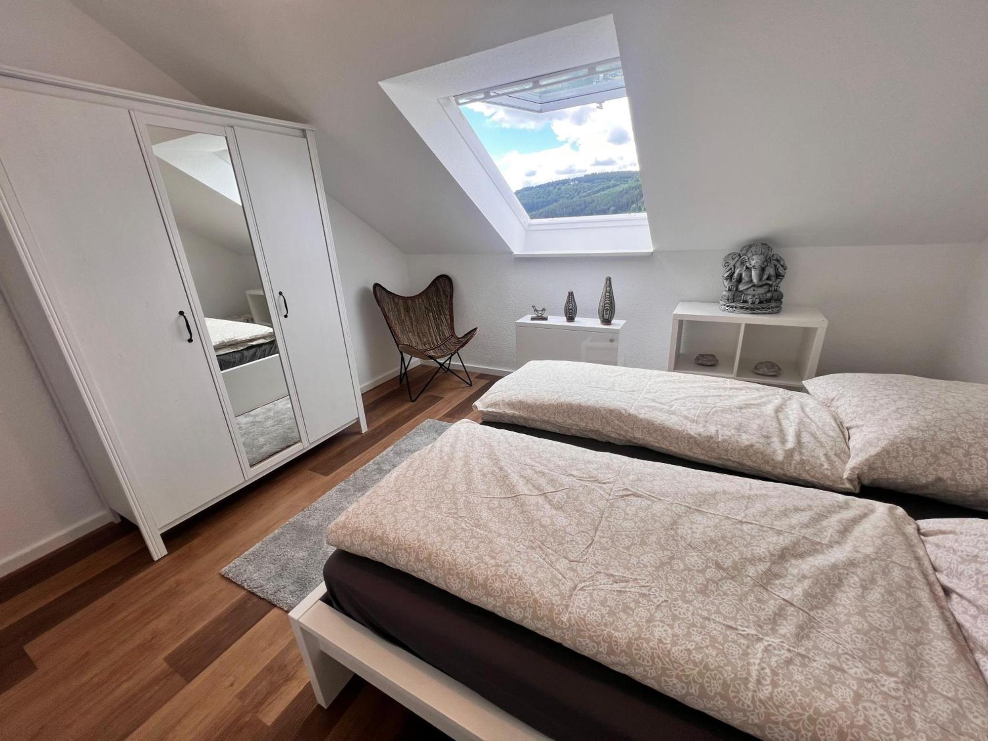 Gemuetliche 3-Zimmer-Wohnung Mit Panoramablick Und Kostenlosem Ueberdachten Parkplatz Винтерберг Экстерьер фото