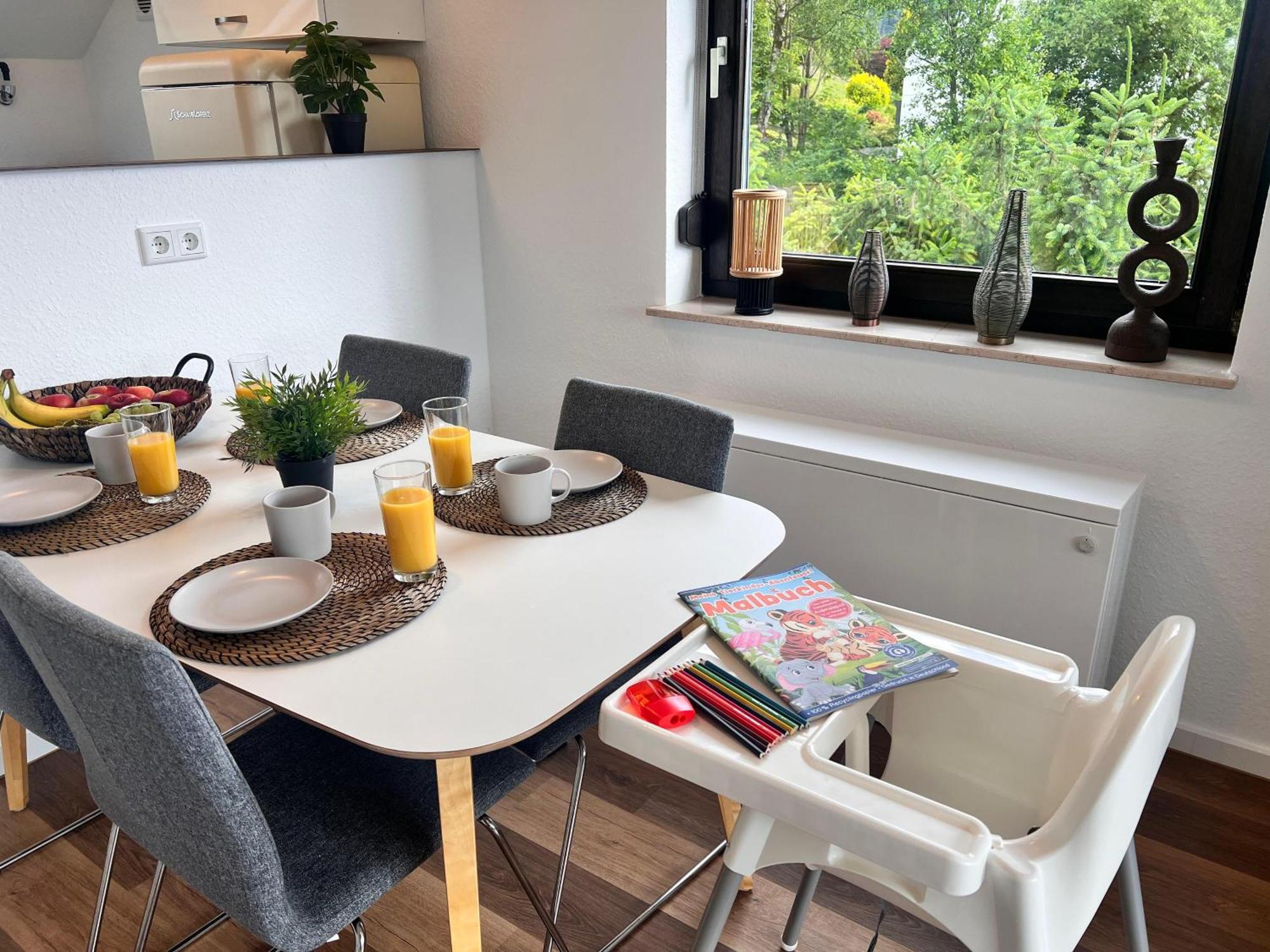 Gemuetliche 3-Zimmer-Wohnung Mit Panoramablick Und Kostenlosem Ueberdachten Parkplatz Винтерберг Экстерьер фото